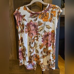 💫Nicole Miller 100% Linen Floral Print Top Small💫